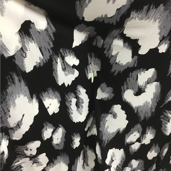 Iman 2X black gray and white kimono style dress with belt - Picture 8 of 16